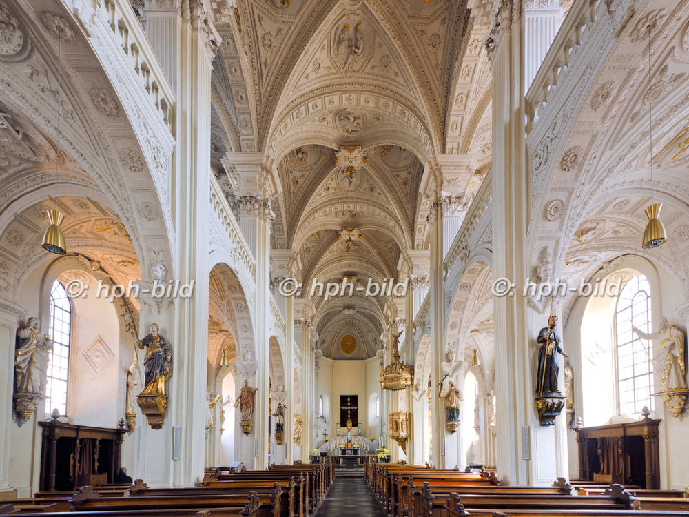 Innenansicht der St. Andreas-Kirche,1994
XXL-Foto mit 10.400 x 7.800 pixel 160406-12-13_PT.jpg