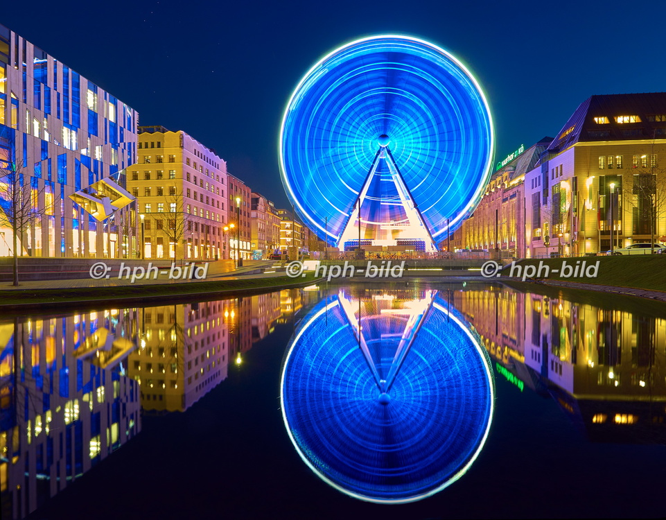 Königsallee mit Riesenrad im Februar 2016
160216-46.jpg